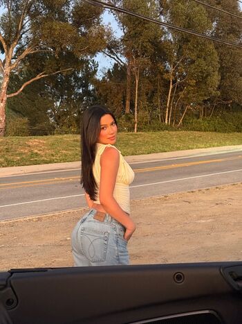 Julia Kelly