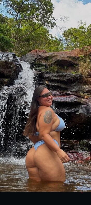 Julia Moraes