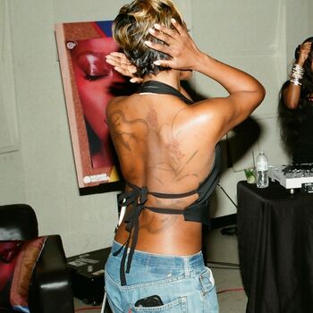 Justine Skye