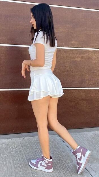 Karely Gomez