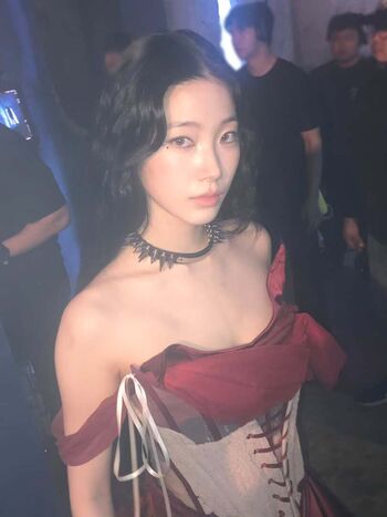 Kazuha Nakamura 中村 一葉