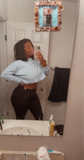 Kiara W