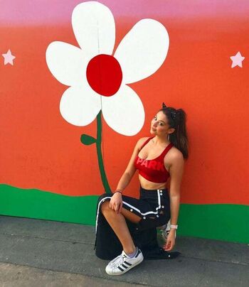 Kira Kosarin