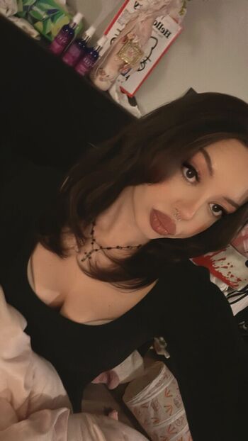 Kittygirlguts