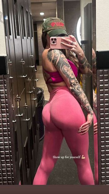 KrissyV