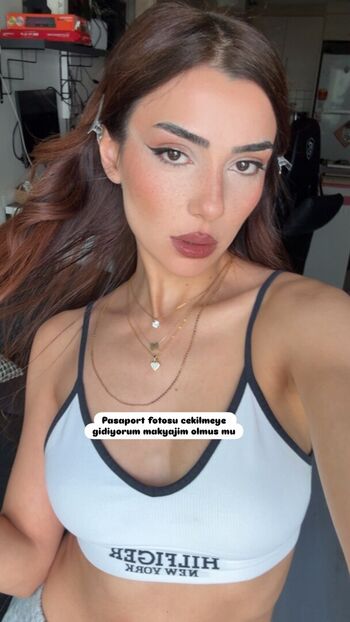 Kübra Miranda Çamlıbel