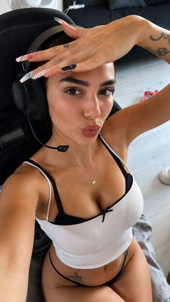 Kübra Miranda Çamlıbel