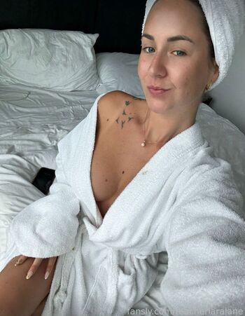lara.lane