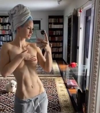 Lara Nepuzlan