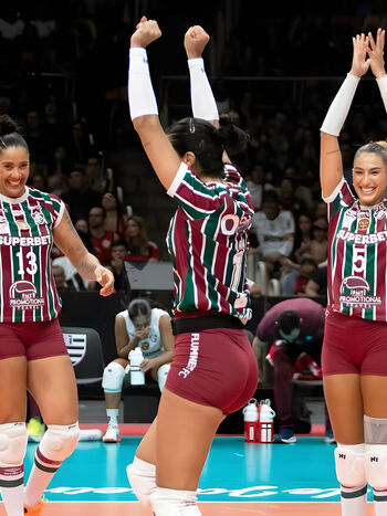 Lara Nobre
