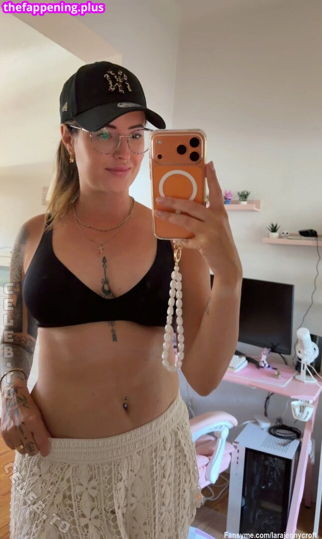 larajennycroft