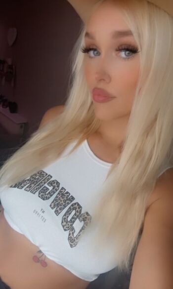 Laura Jayne