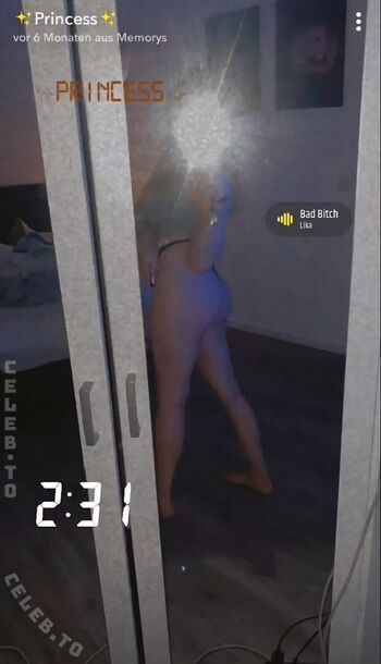 Laurajane02