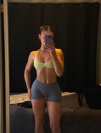 Lauren Calandriello