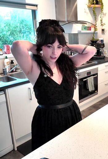 Layna Lazar
