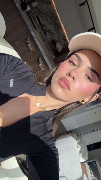 Leah Halton