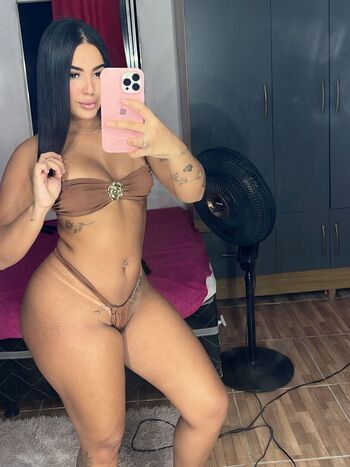 Lellyzinha