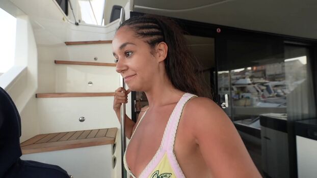 Lena Situations