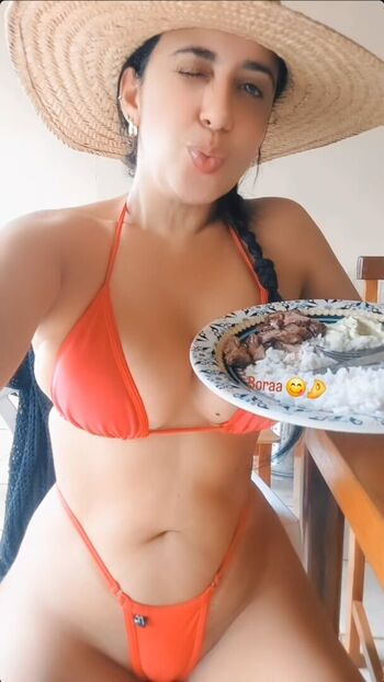 Lia Castro