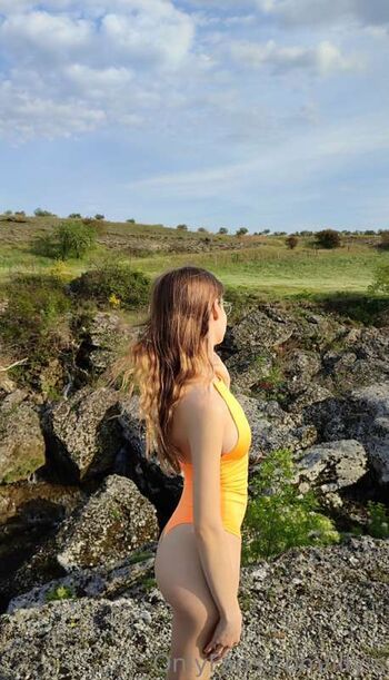 Lily S