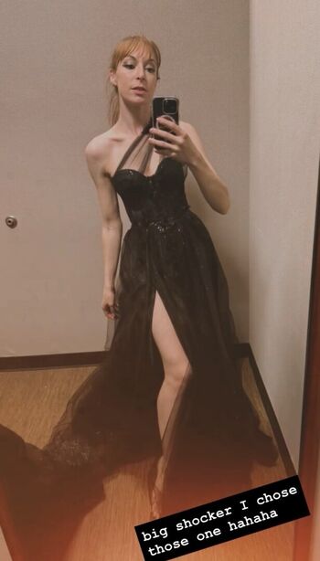 Lisa Foiles
