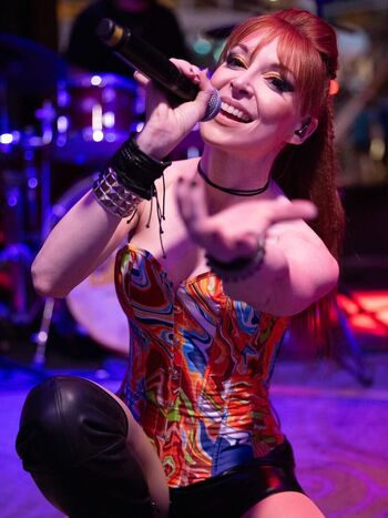 Lisa Foiles