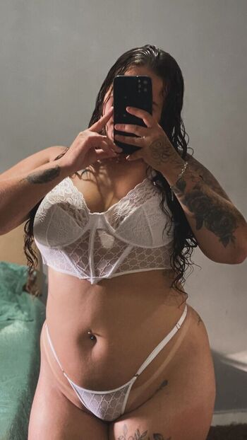 Loira_da_titan