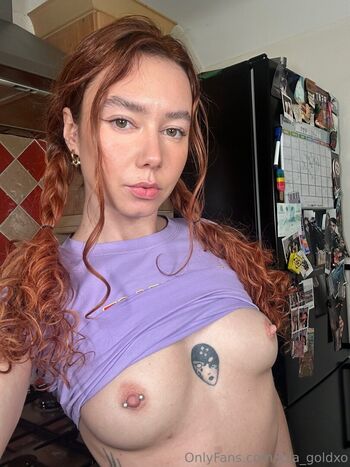 lola_goldxofree