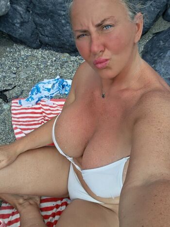 Loredana Nisturuc