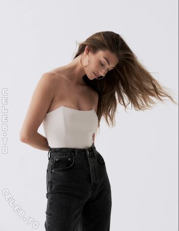 Lorena Rae