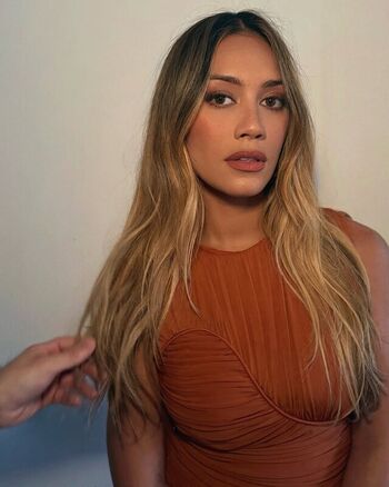 Luciane Buchanan