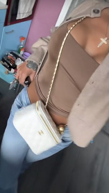 Lucyrebeccaofficial