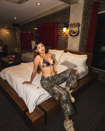 Mae Santos