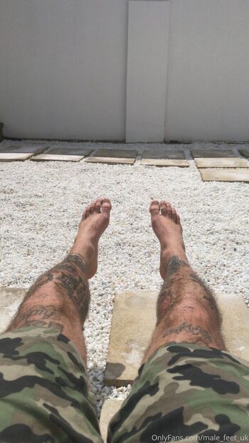 male_feet_uk