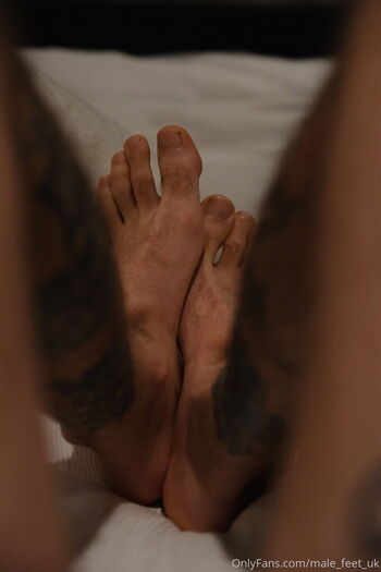 male_feet_uk
