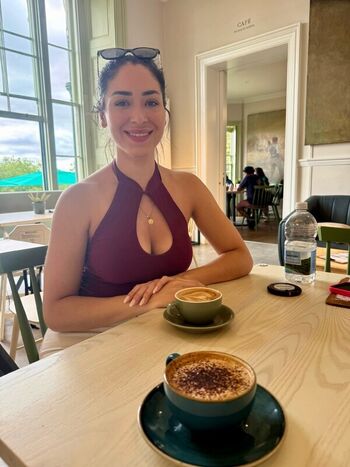 Maricel Freire Hotwife