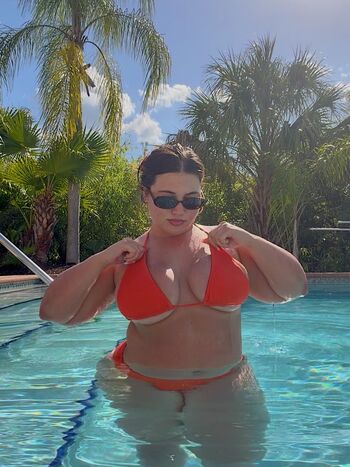 Mariella_o6