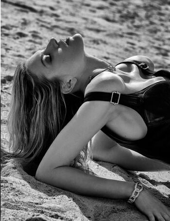 Martha Hunt