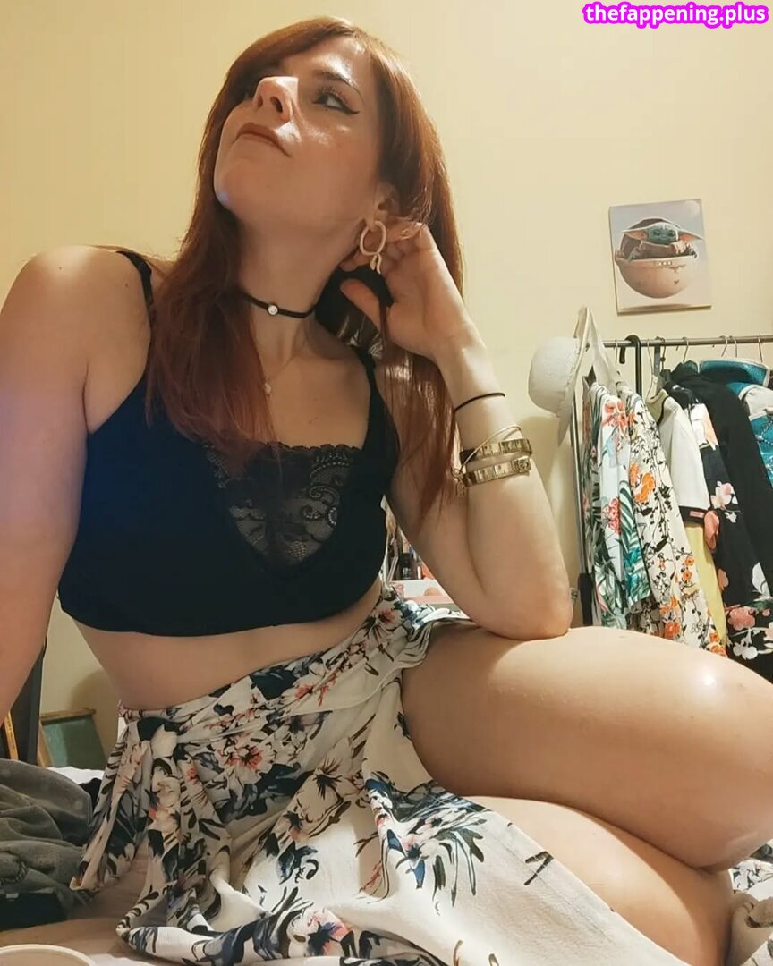 mary_mayfair_