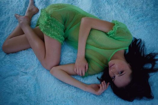 Mazzy Joya / mazzyjoya / petalspliff