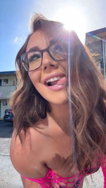 Meghan Márquez