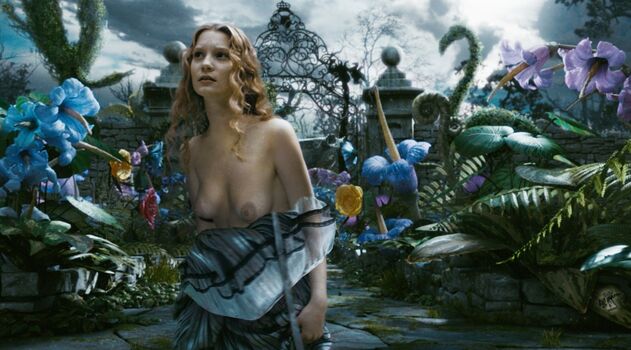Mia Wasikowska