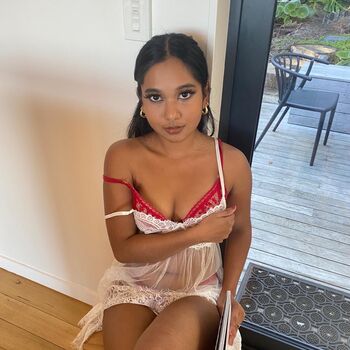 Mia Z