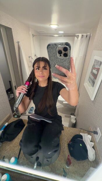 Mikayla Campinos
