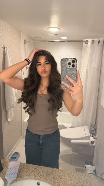 Mikayla Campinos