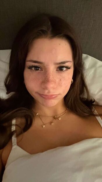 Mikayla Campinos