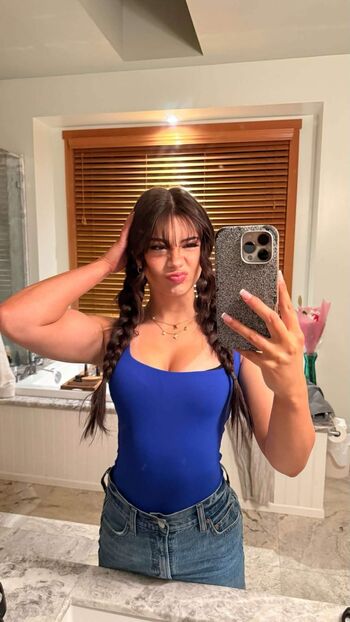 Mikayla Campinos