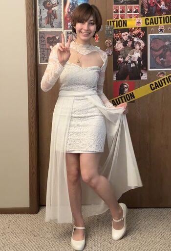 mimidoescosplay