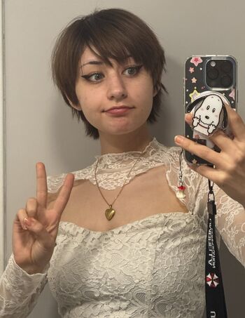 mimidoescosplay