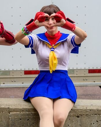 mimidoescosplay